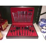 An Onieda cased cutlery set