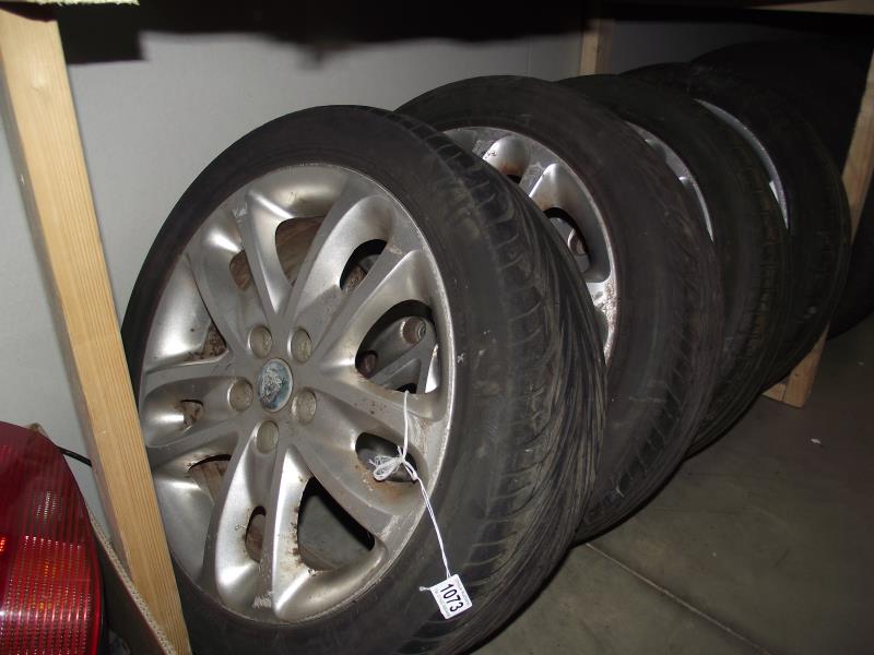 4 225/45ZR17 Italian made alloys including good tyres,