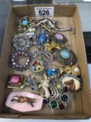 A tray of vintage brooches including micro mosaic