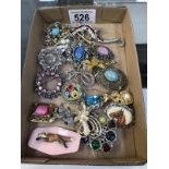 A tray of vintage brooches including micro mosaic