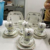 25 pieces of Shelley Chelsea pattern tea ware.