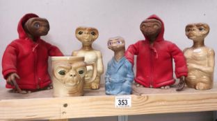 A collection of E.T 'The Extra Terrestrial' battery toys and money boxes.