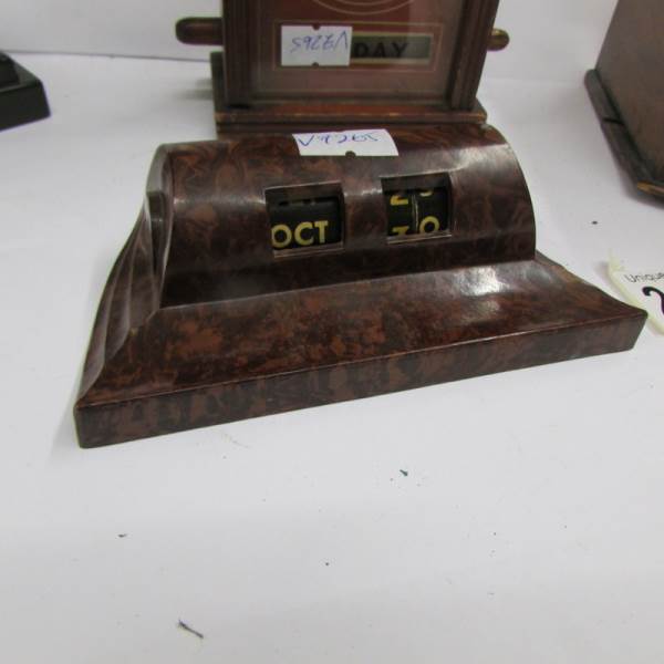 4 desk top items including letter rack, pencil sharpener and 2 perpetual calendar's. - Image 2 of 5