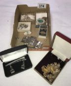 A mixed lot of white metal jewellery