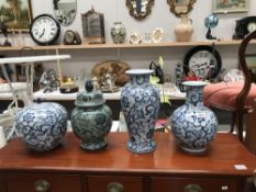 4 blue and white items including 2 vases and 2 lidded ginger jars (3 crackle glazed and 1 A/F)