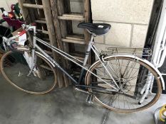 A Raleigh Nova Sport ladies racing bike