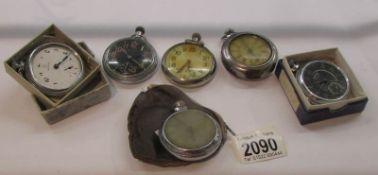 6 old pocket watches in need of repair.