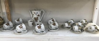 A foreign Kahla leaf pattern porcelain tea set