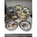 A quantity of collectors wall plates including Masons ironstone