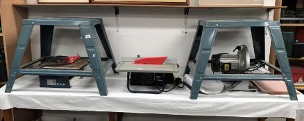 2 metal work bench stands