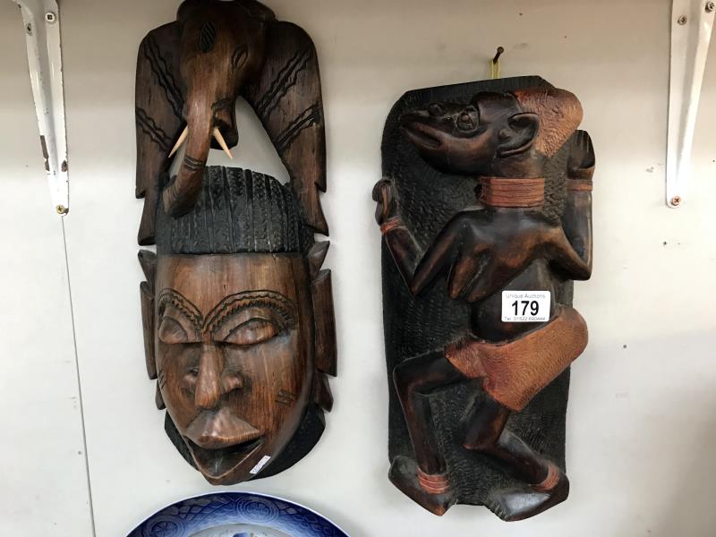 2 African wood carving masks