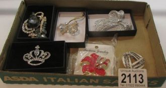 6 fashion brooches including orchid, crown, bow etc.