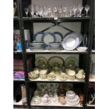 4 shelves of dinner sets and glassware including stoneware etc.
