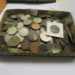 A quantity of mainly UK coins.