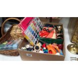 A quantity of sewing items,