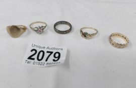 5 9ct gold rings (2 a/f) approximately 14 grams.