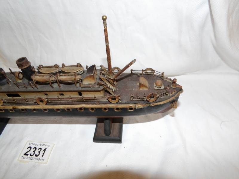 An early 20th century model pleasure cruiser/liner. - Image 5 of 6