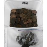 Approximately 200 Victoria and Edward VII pennies and half pennies.