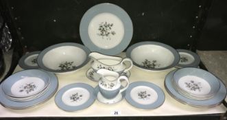 A quantity of Royal Doulton dinnerware (only 1 large plate)