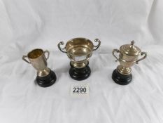 3 silver miniature trophy cups - 1: Nimmo Cup, Hm Elkington & Co., Birmingham 1923.