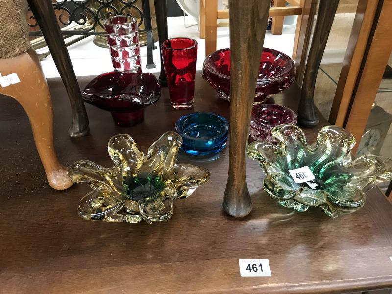 8 pieces of art glass