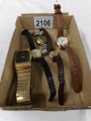 A mixed lot of wrist watches.