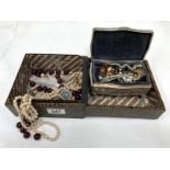 A mixed lot of costume jewellery & jewellery casket