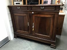 A mahogany 2 drawer 2 door buffet