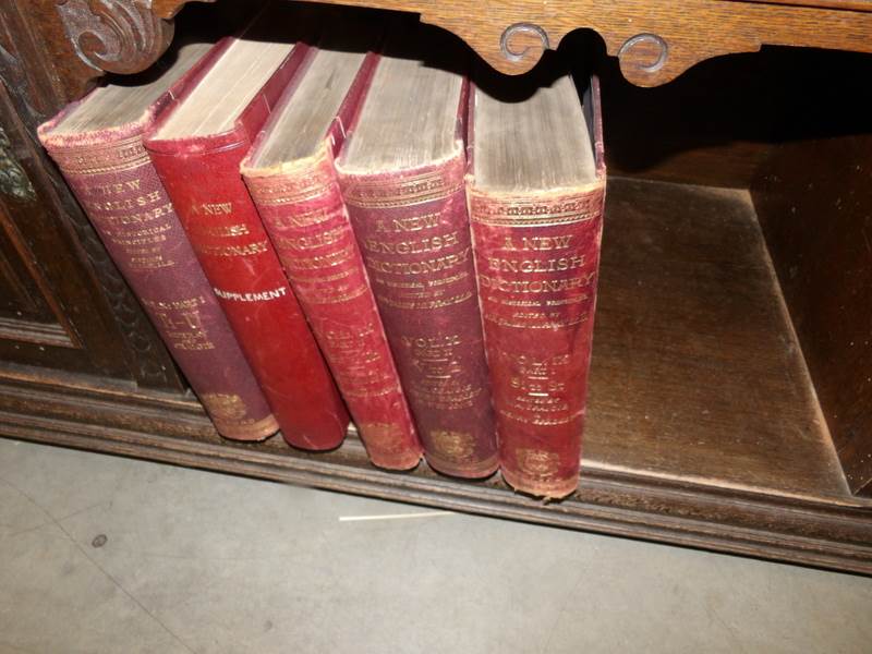 13 volumes of 'A New English Dictionary'. - Image 3 of 3