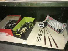 A quantity of assorted cutlery