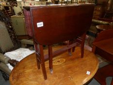 A good clean Victorian mahogany Sutherland table.