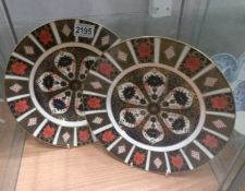 A pair of Royal Crown Derby Old Imari pattern plates.