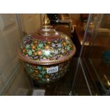 A good quality Chinese lidded bowl.