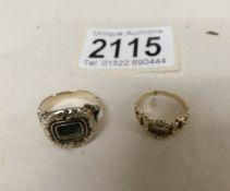 2 Georgian memorial rings in gold, size L and size I.