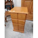 A pine 4 drawer chest.