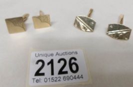 2 pairs of 9ct gold cuff links, approximately 15 grams.
