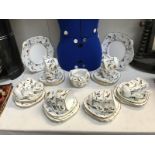 A Tudor porcelain tea set (40 pieces) sugar bowel AF