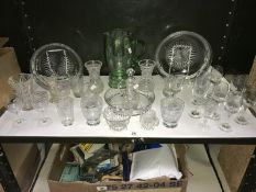 A mixed lot of glassware incl. etched glasses, vases etc.