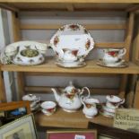 19 pieces of Royal Albert Old Country Roses including teapot.