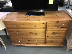 A pine 6 drawer bedroom chest