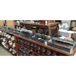 16 packaged '00' gauge Hornby replica model railway engines