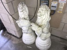 2 concrete heraldic lions garden ornaments