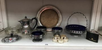 A mixed lot of silver plate