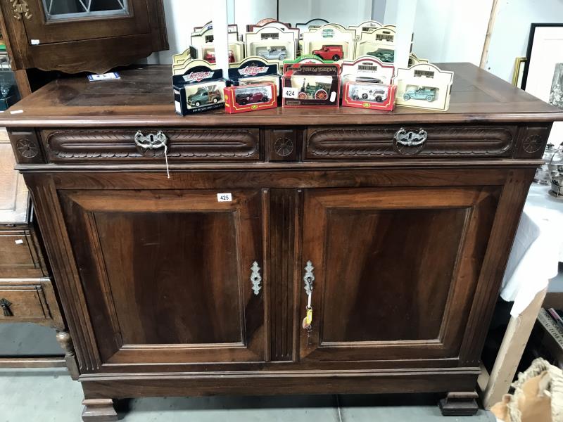 A mahogany 2 drawer 2 door buffet