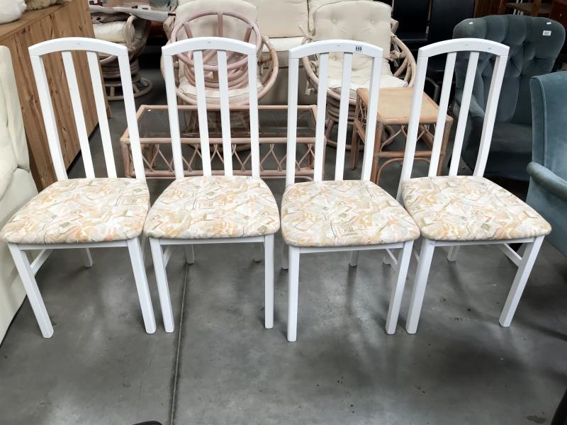 A set of 4 kitchen chairs