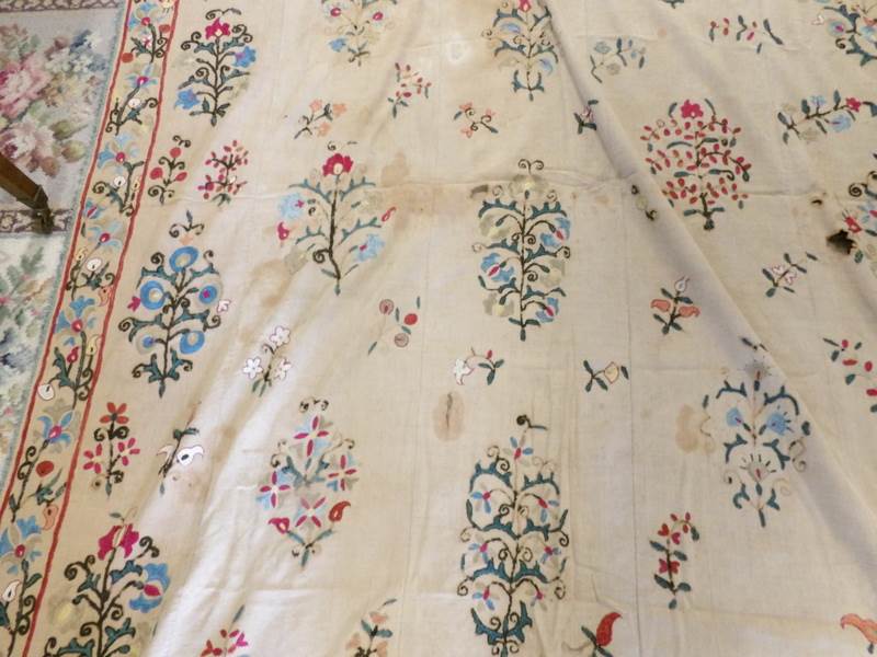 An antique embroidered bed cover, 230 x 160 cm (badly stained). - Image 4 of 7