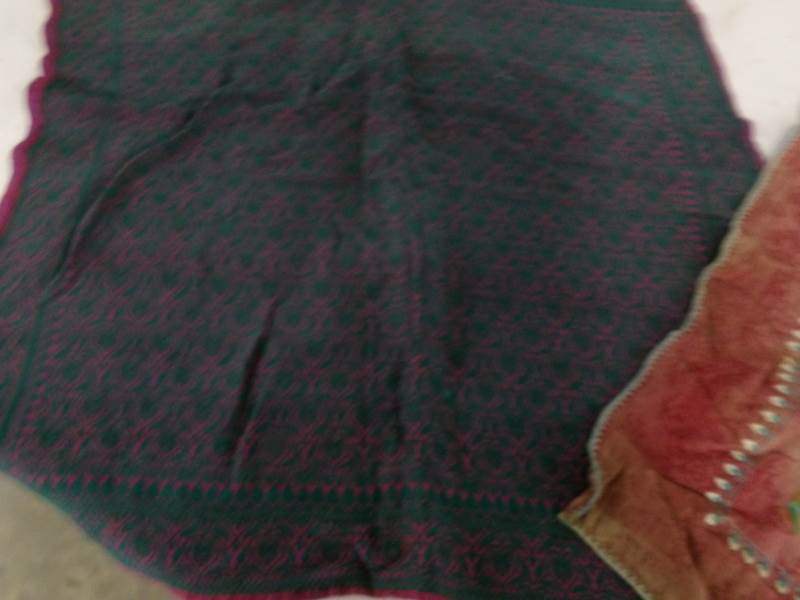 2 Silk table napkins, 50 x 50 cm. - Image 3 of 3