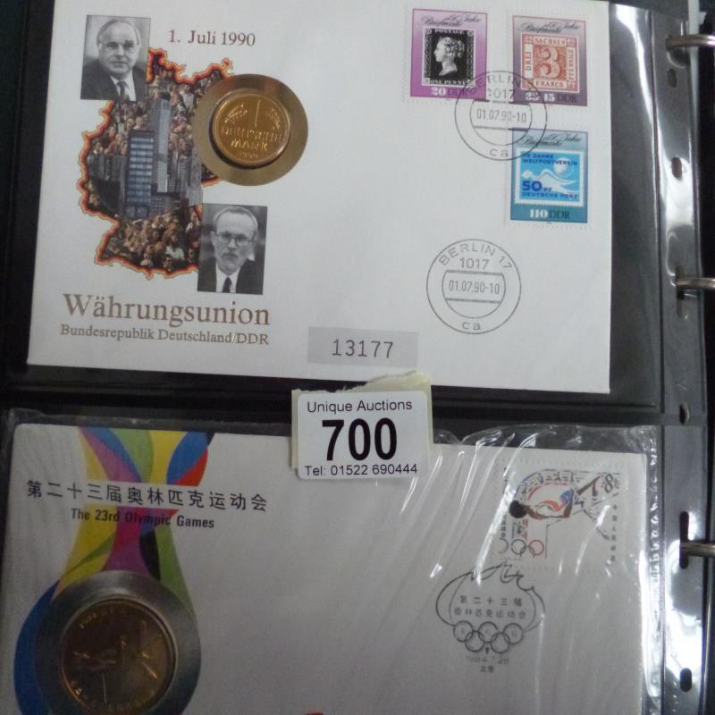 A good album of 33 coin covers