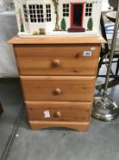 A pine 3 drawer bedroom chest of drawers