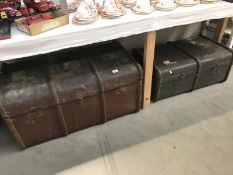 2 vintage trunks